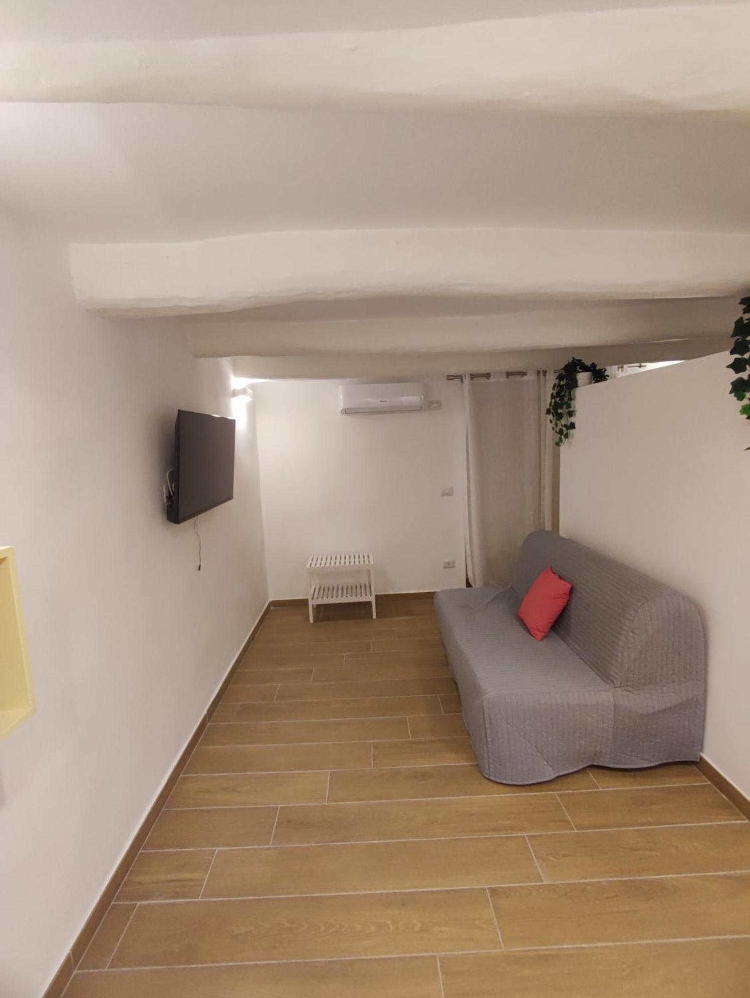 Bed & Breakfast Duchessa Ravaschieri Napoli